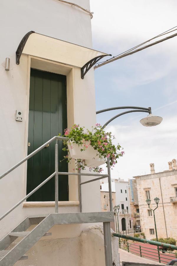 オストゥーニ Il Principe Viendalmare Bed & Breakfast エクステリア 写真