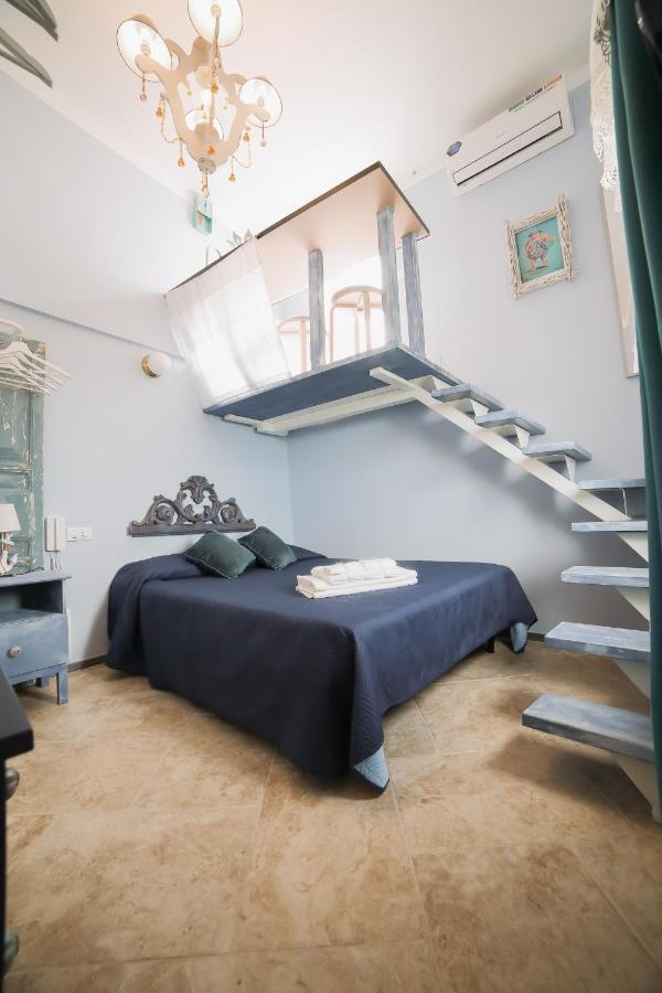 オストゥーニ Il Principe Viendalmare Bed & Breakfast エクステリア 写真